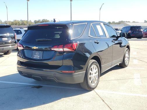 2023 Chevrolet Equinox LS