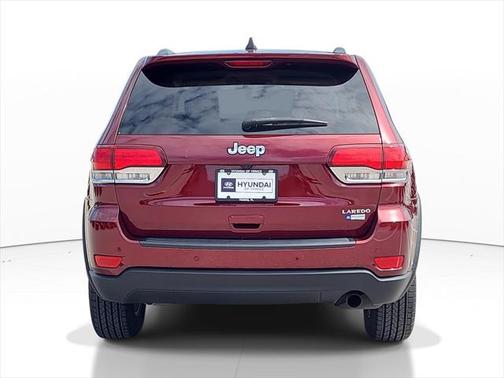 2020 Jeep Grand Cherokee Laredo