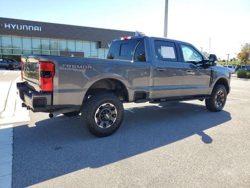2023 Ford F-250 Lariat