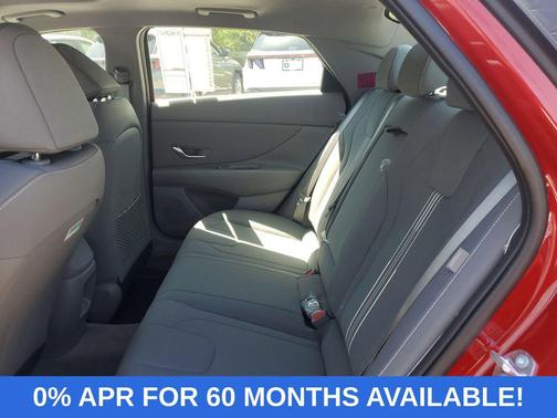 2025 Hyundai ELANTRA SEL
