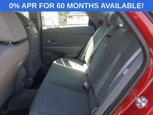 2025 Hyundai ELANTRA SEL