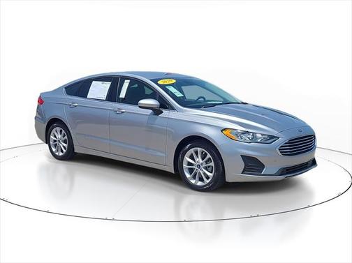 2020 Ford Fusion Hybrid SE