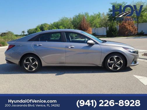 Fluid Metal 2023 Hyundai ELANTRA HEV Limited