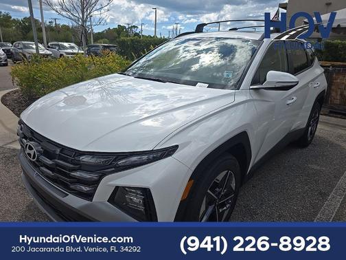 2026 Hyundai TUCSON SEL Premium