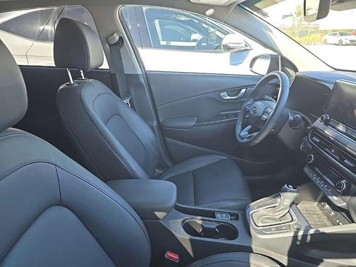2023 Hyundai KONA Limited