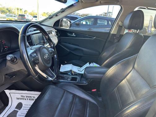 2017 Kia Sorento SX
