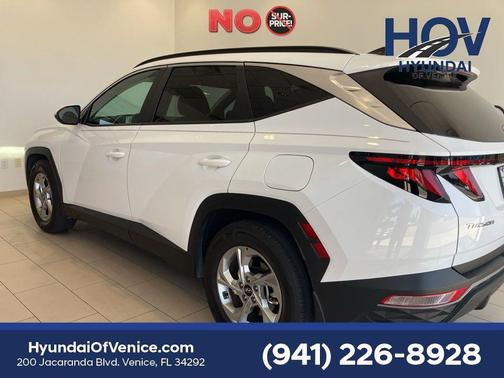 White Pearl 2024 Hyundai TUCSON SEL