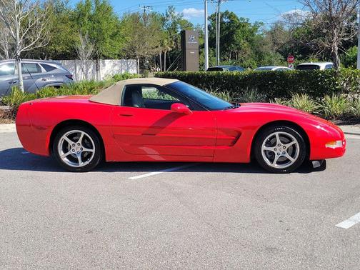 2004 Chevrolet Corvette Base