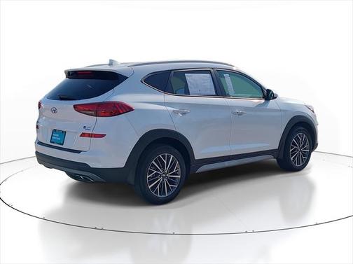 2021 Hyundai TUCSON SEL
