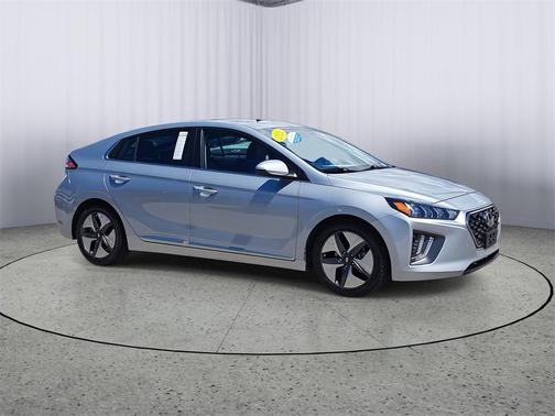 2021 Hyundai IONIQ Hybrid SEL