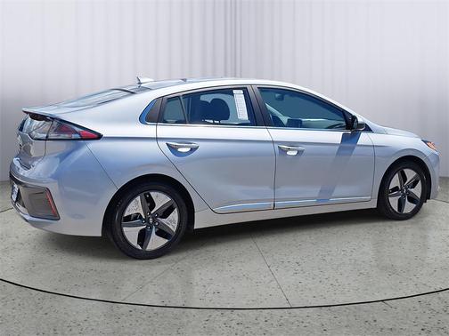 2021 Hyundai IONIQ Hybrid SEL
