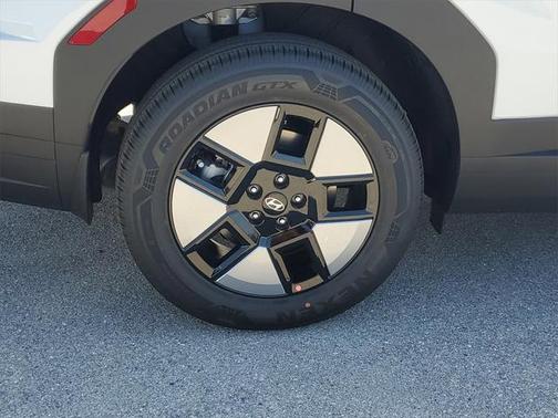 2025 Hyundai SANTA FE SEL 2.4