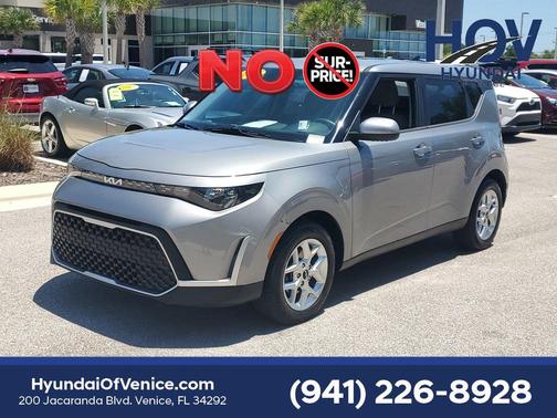 Steel Gray 2023 Kia Soul LX