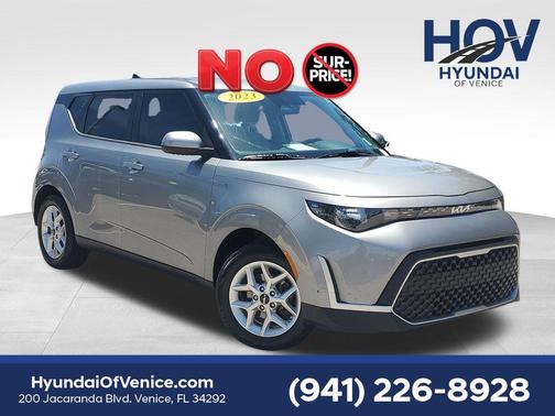 Steel Gray 2023 Kia Soul LX