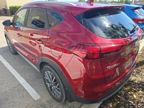 2021 Hyundai TUCSON SEL
