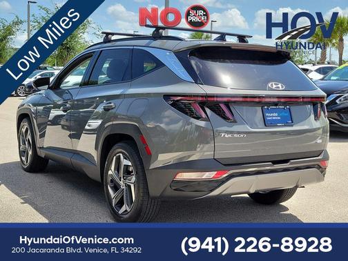 Hampton Gray 2024 Hyundai TUCSON Limited