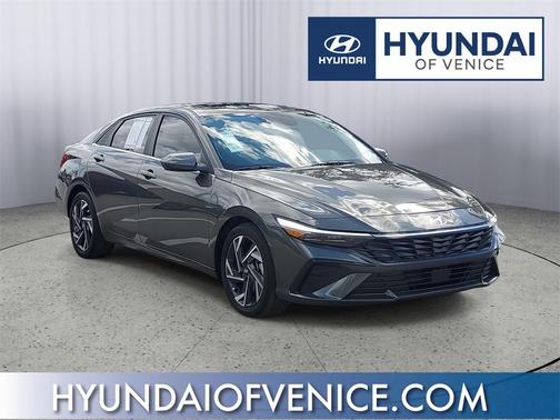 2024 Hyundai ELANTRA SEL