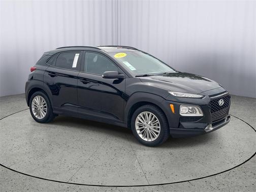2021 Hyundai KONA SEL Plus