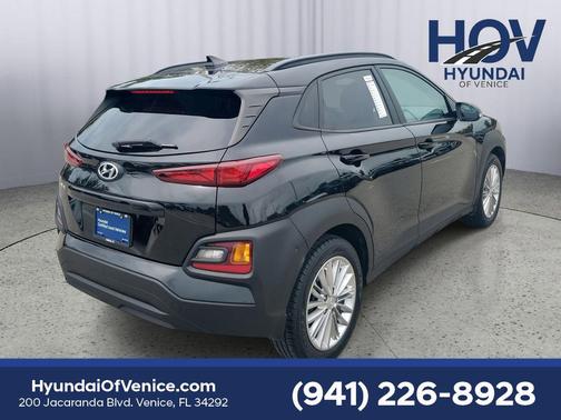 2021 Hyundai KONA SEL Plus