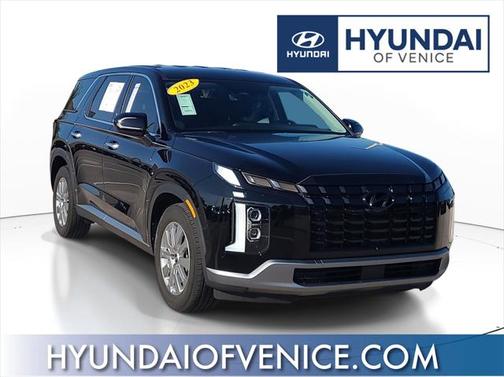 2023 Hyundai PALISADE SE