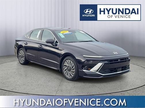 2025 Hyundai SONATA Hybrid Limited