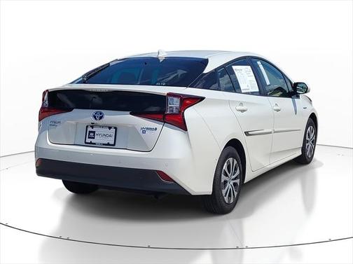 2019 Toyota Prius LE