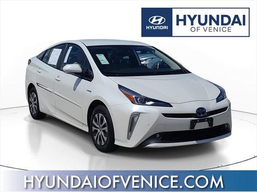 2019 Toyota Prius LE