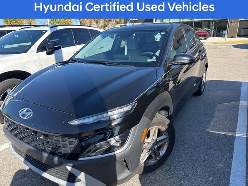 2022 Hyundai KONA SE