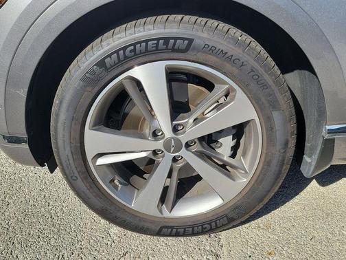 2021 Genesis GV80 2.5T