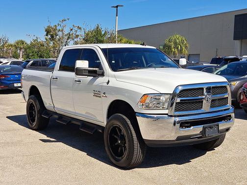 2018 RAM 2500 SLT Crew Cab 4x4 6'4' Box