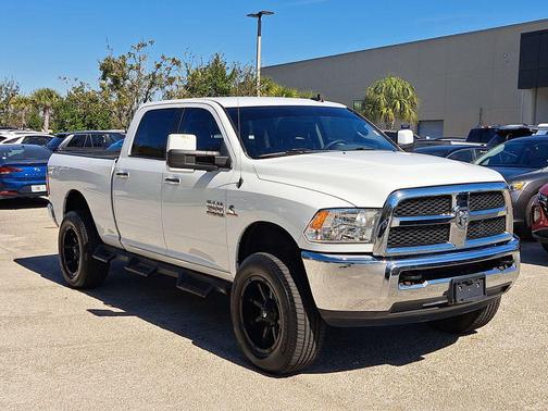 2018 RAM 2500 SLT Crew Cab 4x4 6'4' Box