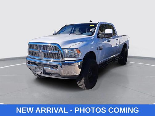 2018 RAM 2500 SLT Crew Cab 4x4 6'4' Box