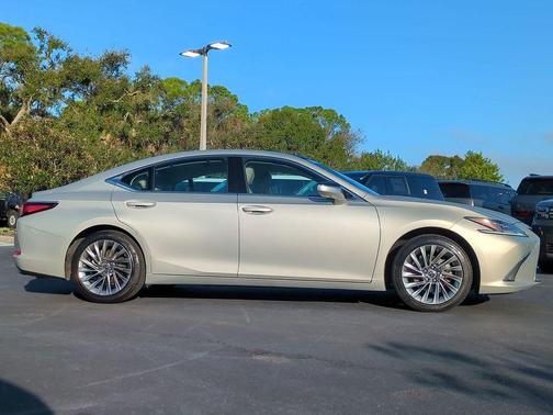 2019 Lexus ES 350 Ultra Luxury