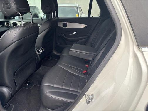 2020 Mercedes-Benz GLC 300 Base