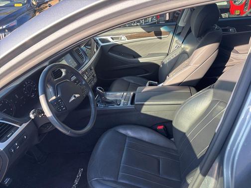 2015 Hyundai Genesis 3.8