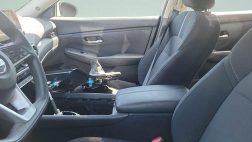 Brilliant Silver Metallic 2023 Nissan Sentra SV