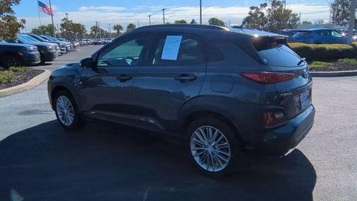 2021 Hyundai KONA SEL