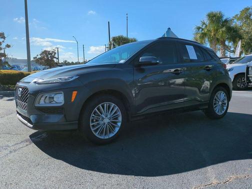 2021 Hyundai KONA SEL