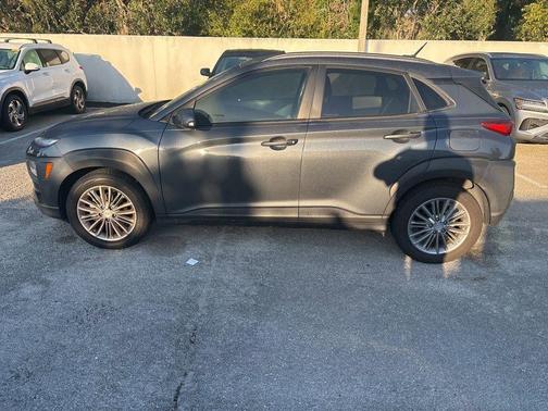 2021 Hyundai KONA SEL