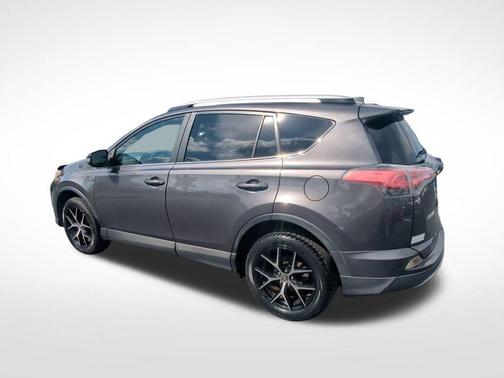 2016 Toyota RAV4 SE