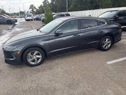 2023 Hyundai SONATA SE
