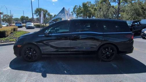 2023 Honda Odyssey Sport