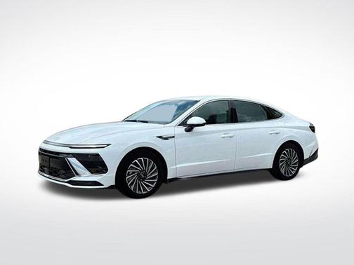 2024 Hyundai SONATA Hybrid SE