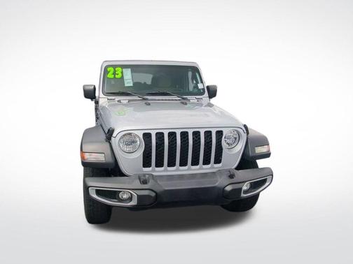 2023 Jeep Gladiator Sport S