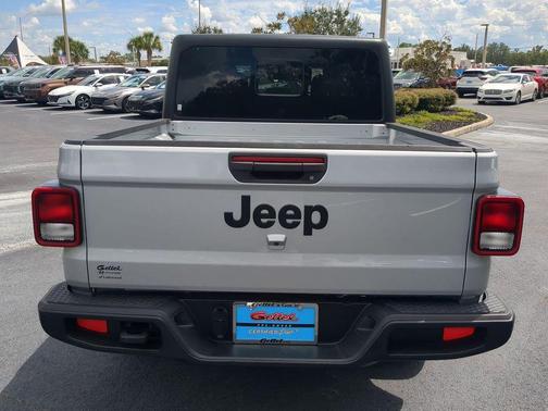2023 Jeep Gladiator Sport S