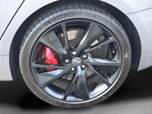 2023 Genesis G70 3.3T RWD