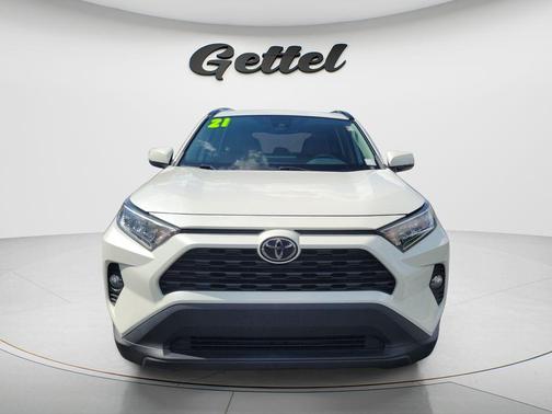 Blizzard Pearl 2021 Toyota RAV4 XLE Premium
