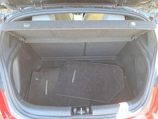 2020 Hyundai Veloster Base