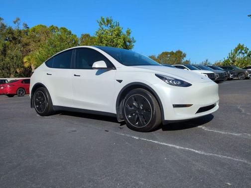 2021 Tesla Model Y Long Range Dual Motor All-Wheel Drive