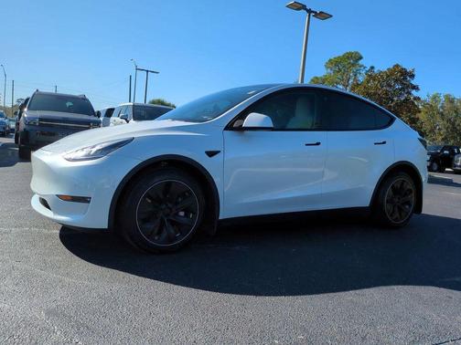 2021 Tesla Model Y Long Range Dual Motor All-Wheel Drive